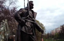 Pomnik Piłsudskiego znowu stanął w Gdyni