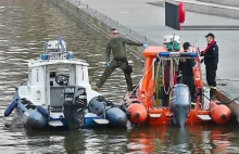 Ciało mężczyzny wyłowione z Odry przy Bulwarze Dunikowskiego we Wrocławiu