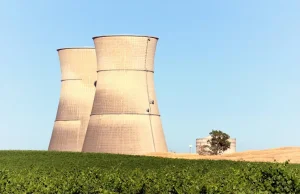 Dlaczego Polska powinna zbudować elektrownię jądrową?