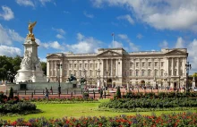 Royal staff called to Buckingham Palace for ‘emergency meeting'