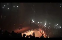 Kanye West przerwał koncert, aby skrytykować Obamę, Facebooka, establishment.