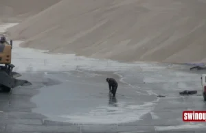 [FILM] Tak rozładowuje się siarkę w porcie. „Jak za króla Ćwieczka” -...