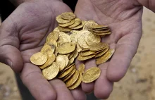 Ponad 1300 średniowiecznych monet odnalezionych w Wałbrzychu!
