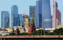 Rosja: gospodarstwa domowe biedniejsze o 15 proc.