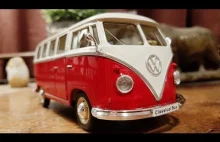 1963 Volkswagen T1 Bus w skali 1:24 produkcji Welly