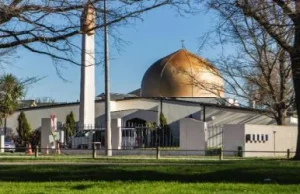 Ramadan opóźni proces sprawcy ataków na meczety