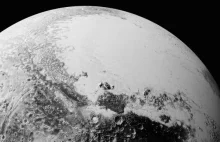 Tajemnicza mgiełka na Plutonie. Co tam się dzieje?