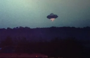 Miliarder Richard Branson zaprojektował balon, który wyglądał jak UFO...