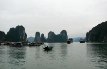 Ha Long Bay - jeden z cudów świata - Wietnam.