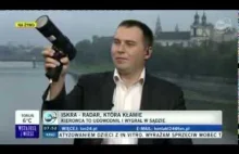 18.09.2013 - TVN24 - Wstajesz i wiesz - Pomiar prędkości "na oko"? Policja...