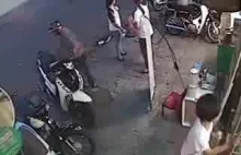 Kradzież motocyklu uchwycona na kamerze