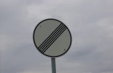 Nowy znak na irlandzkich drogach.