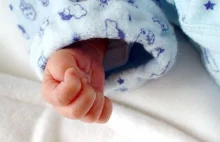 Wcześniak zmarł 11 dni po urodzeniu. Rodzina oskarża klinikę o zaniedbanie.