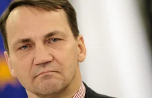 Radosław Sikorski obraża Szydło. Tak chamsko nikt z polityków o niej nie pisał.