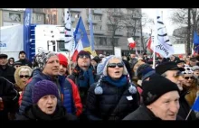 Niezłe jaja na marszu KOD w Częstochowie [video]