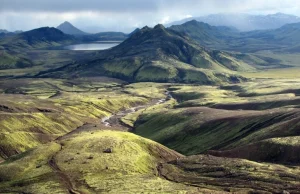 Piękne miejsce do odwiedzenia - Landmannalaugar, Islandia