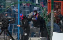 Policja: 20 zatrzymanych po burdach kibiców w Gliwicach