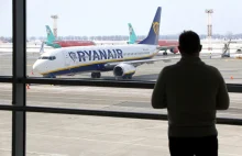 Ryanair zwolnił załogę i pilotów, którzy pokazali w sieci zdjęcie jak śpią...