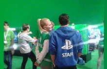 Zdjęcie Romea (PS4) i Julii (XOne) z targów Warsaw Games Week obiega świat