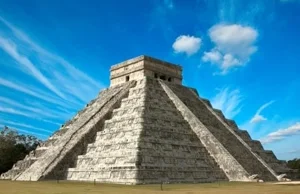 Cywilizacja Majów powstała 3000 lat temu dzięki współpracy małych grup...