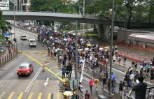 Tysiące osób na ulicach Hongkongu. Nagrania Reportera 24 - Polska w...