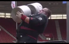 143 kg jedną ręką nad głowę!