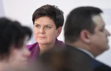 Szydło ostrożnie zapowiada obniżenie podatku VAT. Ale stawia mocny warunek