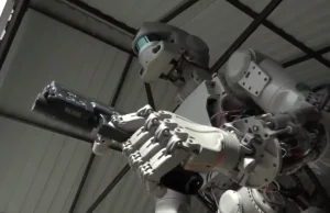 Rosyjski robot przyszłości. Moskwa nie szczędzi pieniędzy na rozwój...