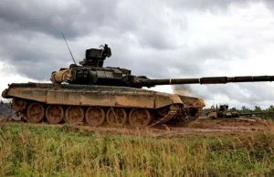 Rosja wysłała czołgi na granicę Krymu z obwodem chersońskim. Ostra reakcja...