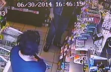Nożem i bronią zaatakował w sklepie dwie kobiety,prokurator zwalnia go z aresztu