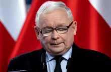 Władzę nad „Gazetą Polską” ma prezes PiS. Nie chciał zatrzymać wlepek LGBT