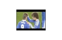 David Luiz błogosławi Fernando Torresa