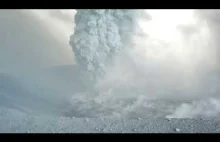 Erupcja wulkanu Shinmoe-dake nagrana z drona