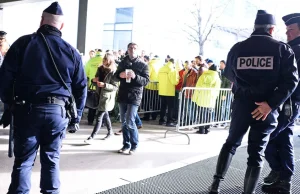 Euro 2016. Przy zagrożeniu terrorystycznym mecze będą przekładane