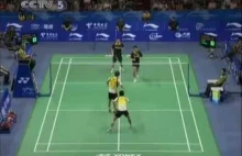 Świetna akcja w badmintonie!