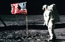 Neil Armstrong zdradza prawdę o locie na Księżyc