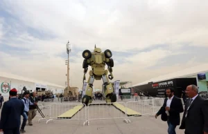 Specjaliści ostrzegają: Trwają prace nad armią robotów, która może...