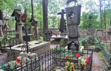 Zakłamana Ludzkość: Cmentarz na Pęksowym Brzysku w Zakopanem
