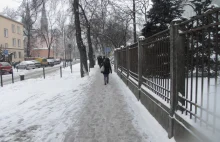 Mieszkańcy Pruszkowa toną w śniegu