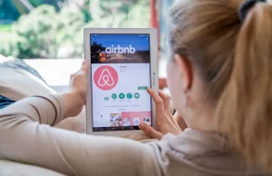 Airbnb: 1% właścicieli kontroluje 25% oferowanych mieszkań w Warszawie.
