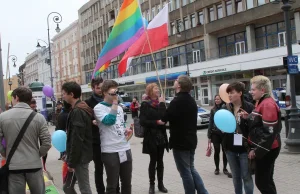 Łódź wprowadza karty rabatowe dla gejów i lesbijek