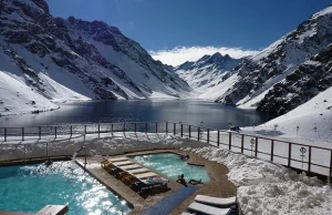Wspaniałe zimowe baseny
