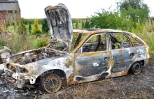 45-latek spalił samochód swojej byłej żony