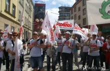 Solidarność chce zakazu handlu w niedzielę.