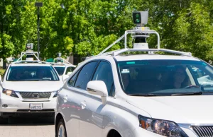 [eng] Autonomiczne samochody Google mogą jeździć po drogach Kaliforni.