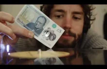 Granie banknotem ;)