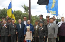 Wołyń: Ukraińcy poświęcili dziś nowy pomnik ofiar wymordowanych przez Polaków