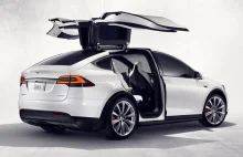 Produkcyjna Tesla Model X na pierwszych oficjalnych zdjęciach