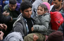 Amnesty International: UE musi zaprzestać zawracania uchodźców do Turcji