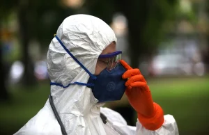 Ebola w łódzkim szpitalu. Pacjent, który opisał objawy, jest pijany...